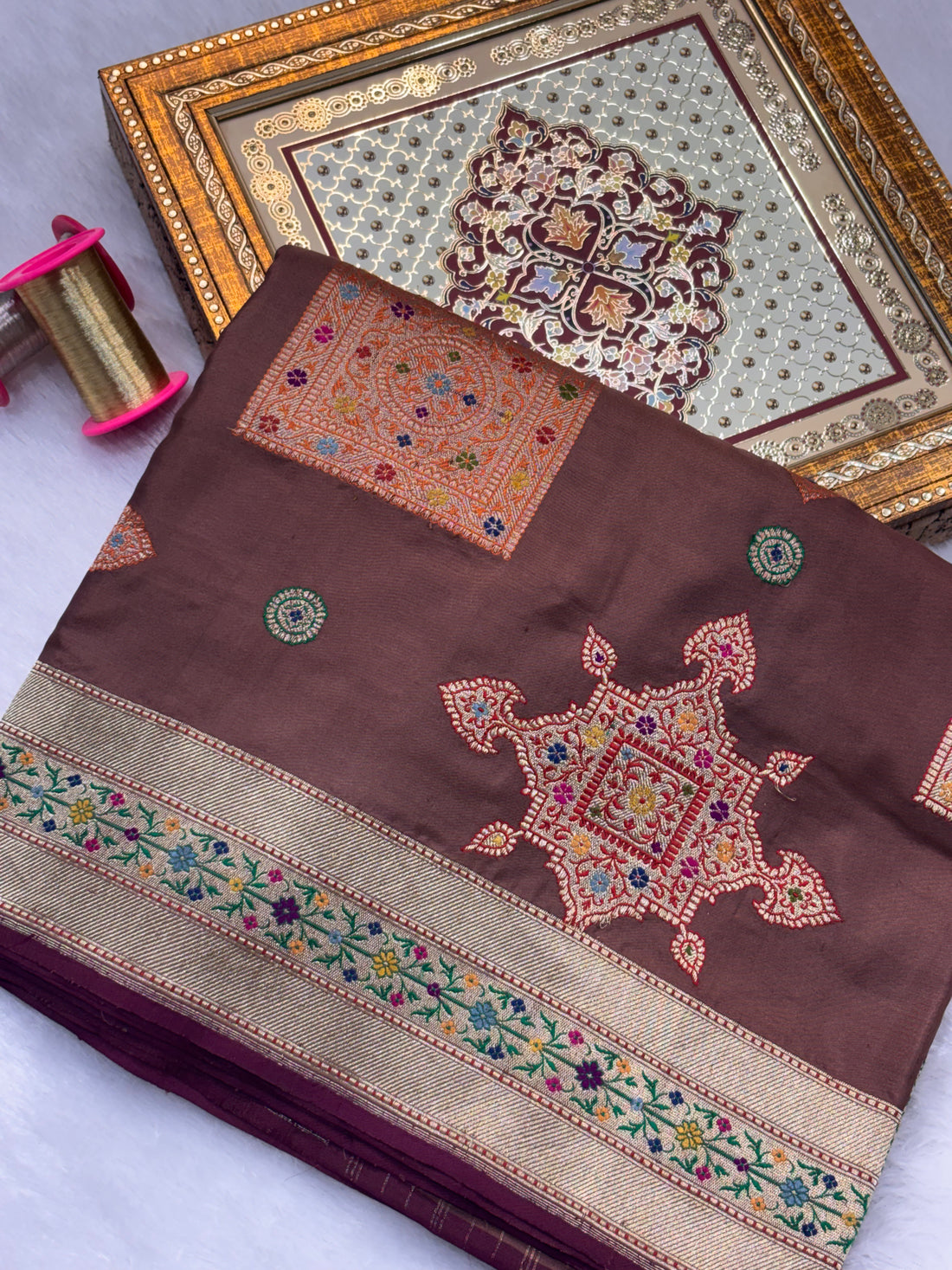 Rose cendre Pure Katan Silk Handwoven Banarasi Saree