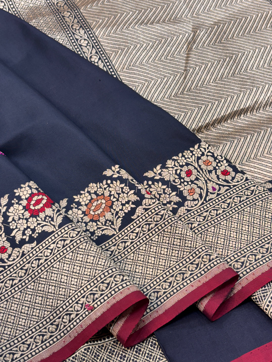 Dark Grey Pure Katan Silk Handwoven Banarasi Saree