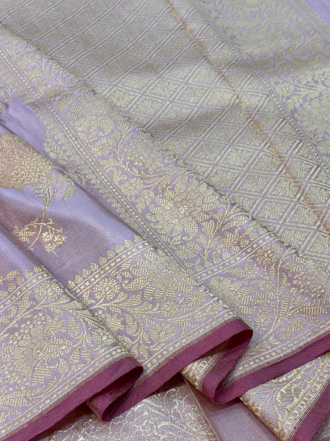 Light Violet Pure Tissue Silk Handwoven Banarasi Saree