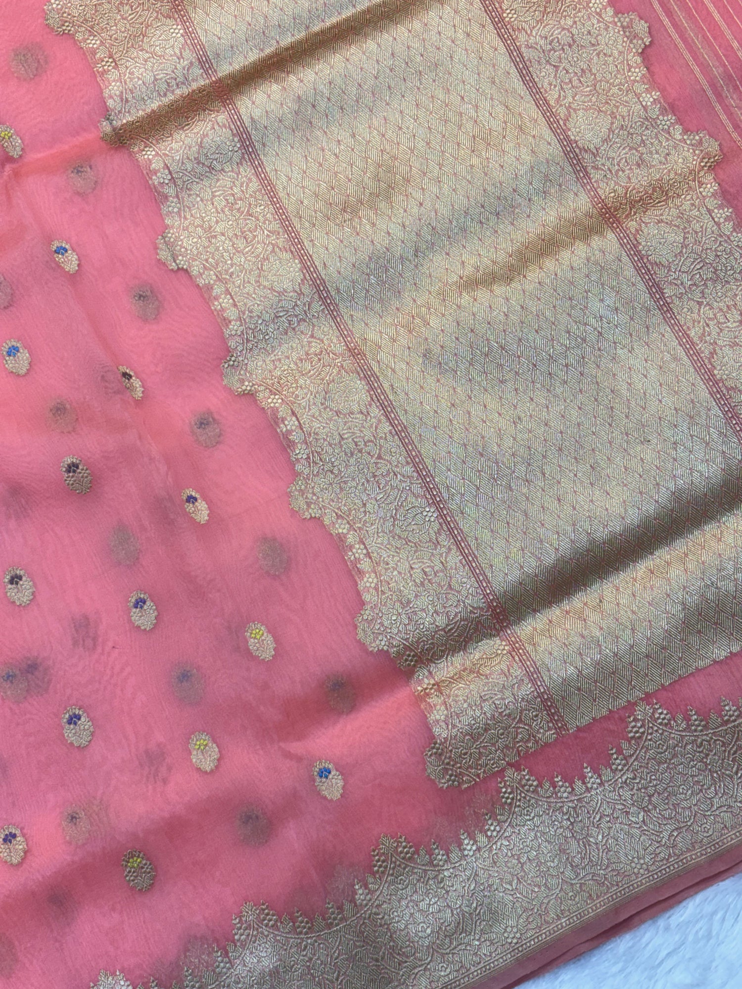 Light Pink Pure Organza Silk Handwoven Banarasi Saree