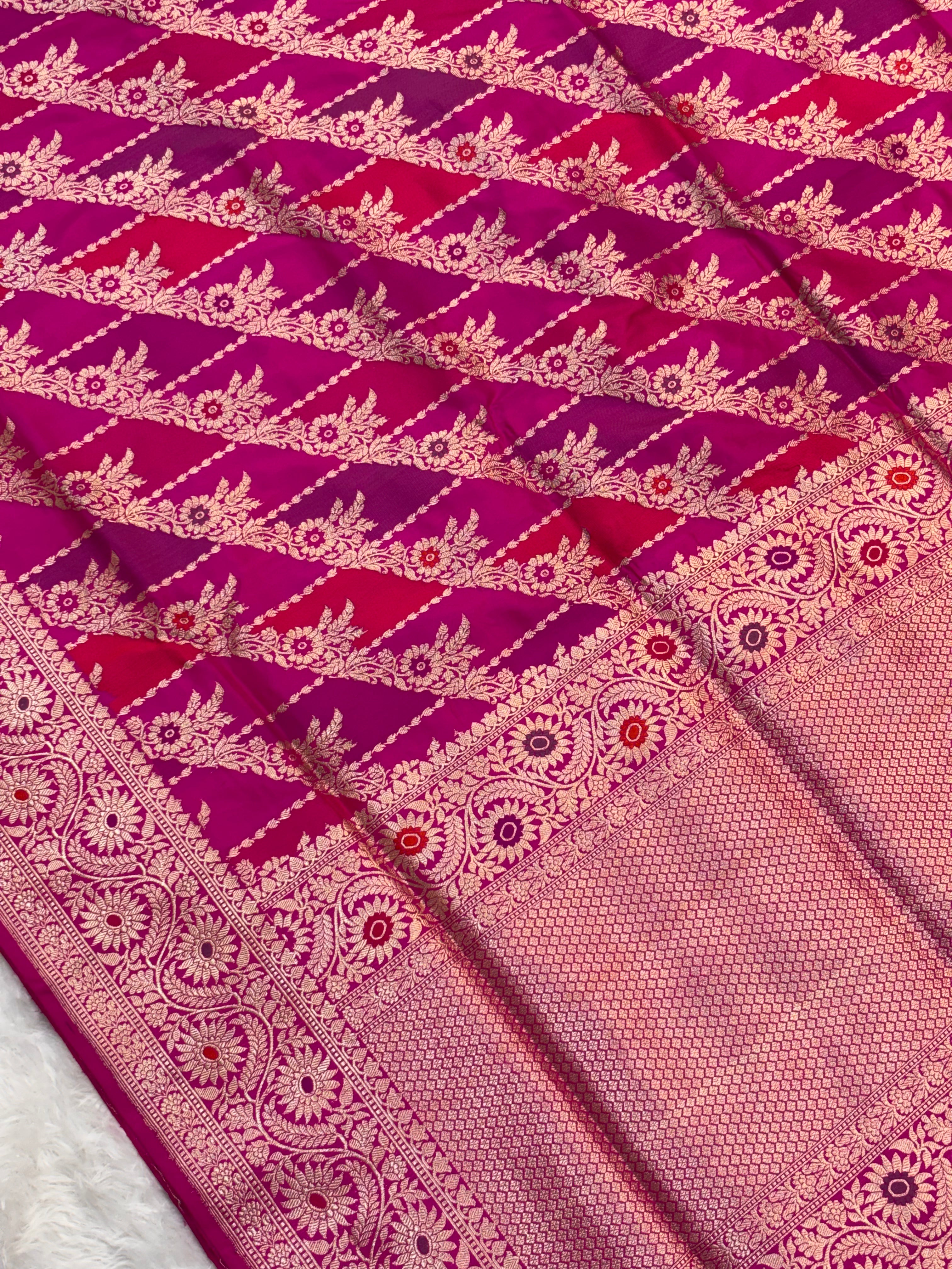 Rangkaat Pure Katan Silk Handwoven Banarasi Saree
