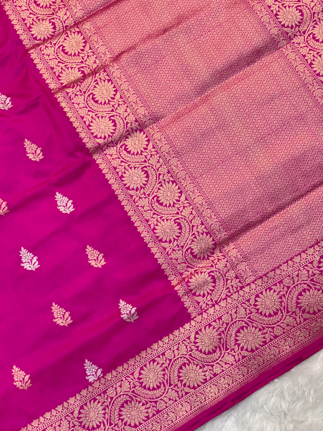 Hot Pink Pure Katan Silk Handwoven Banarasi Saree