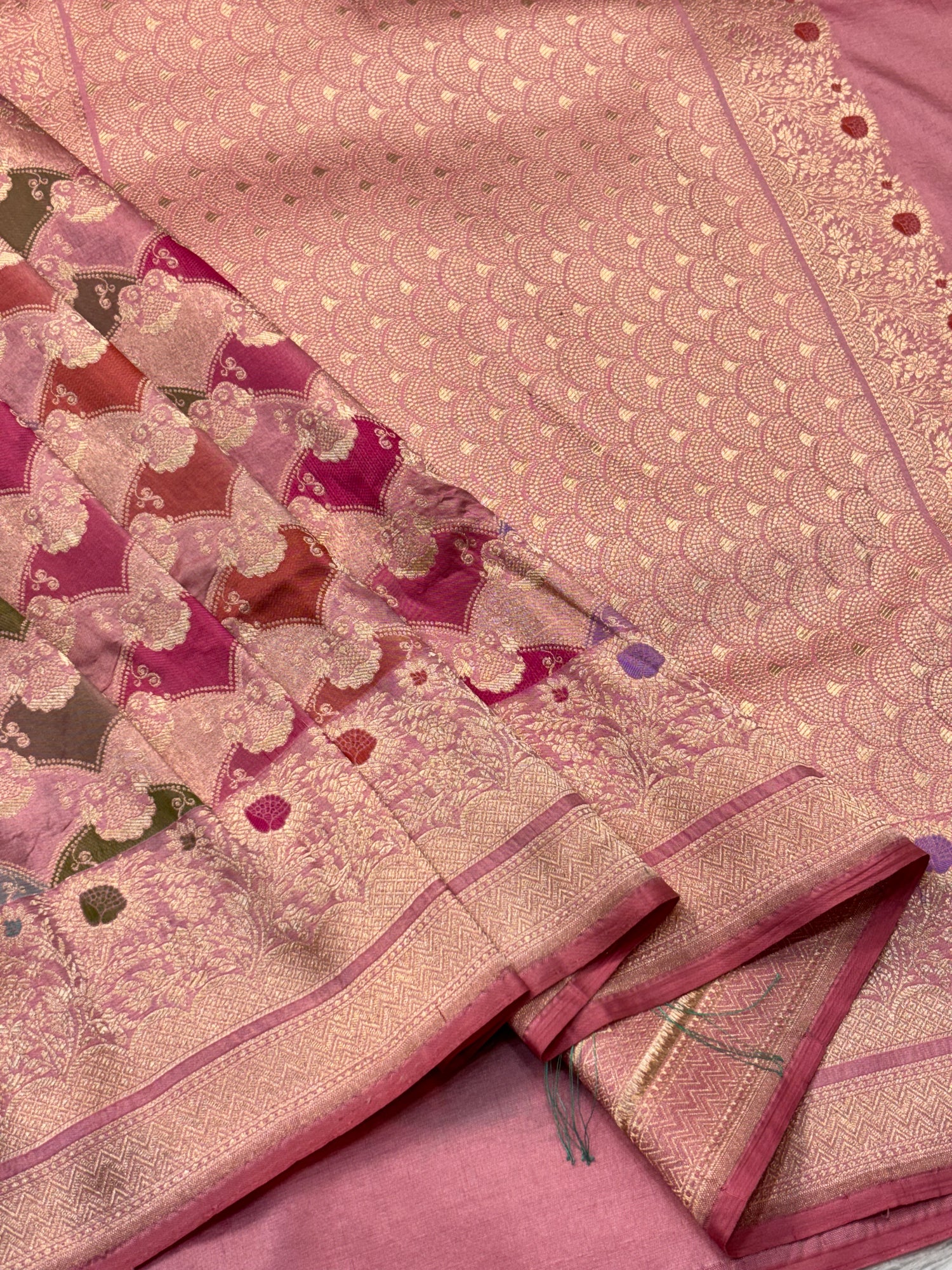Royal Rangkat Pure Katan Silk Handwoven Banarasi Saree