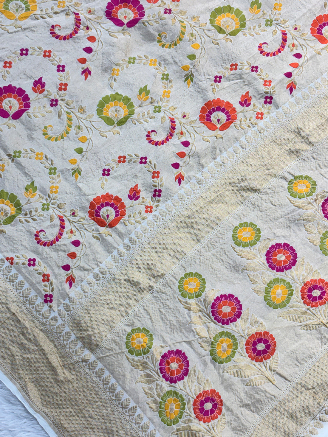 Traditional Shade Pure Tussar Georgette Silk Banarasi Saree